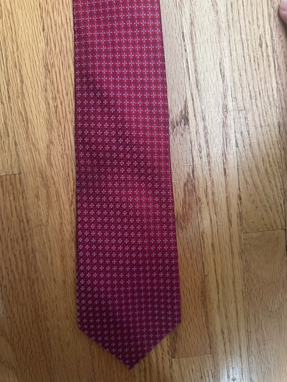Classic Men's Micro-Pattern Tie in Burgundy Red